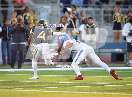 Thumbnail 3 in Serra @ Warren photogallery.