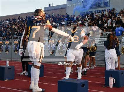 Thumbnail 2 in Serra @ Warren photogallery.