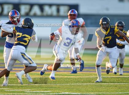 Thumbnail 3 in Serra @ Warren photogallery.