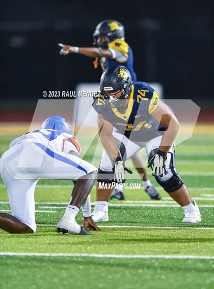 Thumbnail 1 in Serra @ Warren photogallery.