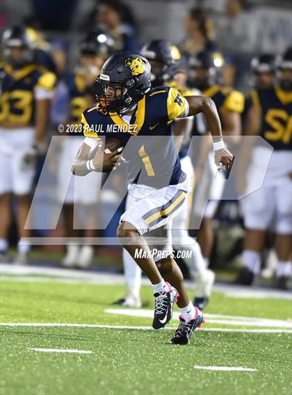 Thumbnail 2 in Serra @ Warren photogallery.