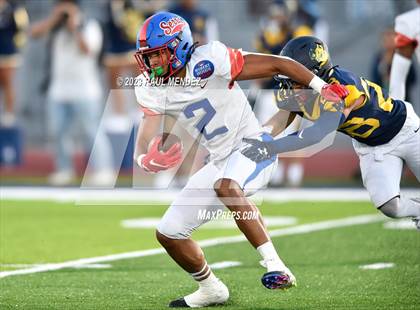 Thumbnail 2 in Serra @ Warren photogallery.