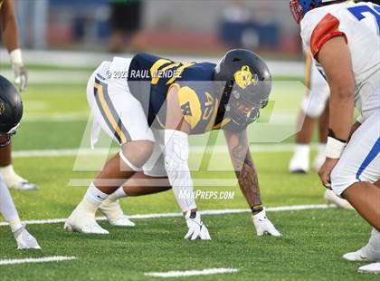 Thumbnail 1 in Serra @ Warren photogallery.