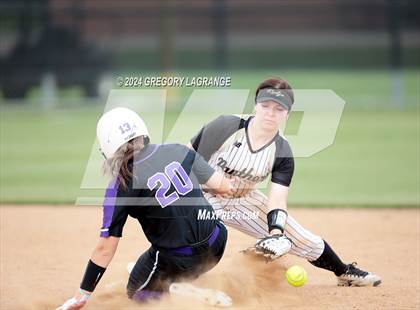 Thumbnail 2 in Timber Creek vs Fossil Ridge photogallery.