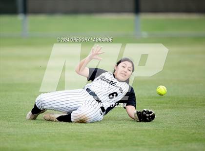 Thumbnail 3 in Timber Creek vs Fossil Ridge photogallery.