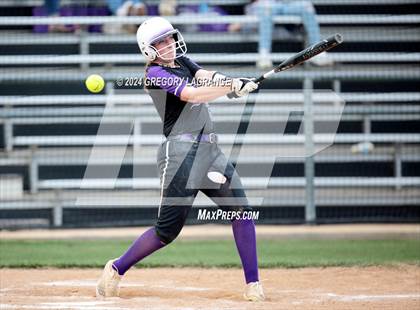 Thumbnail 2 in Timber Creek vs Fossil Ridge photogallery.