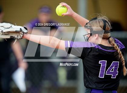 Thumbnail 2 in Timber Creek vs Fossil Ridge photogallery.