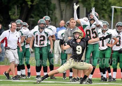 Thumbnail 1 in Sacred Heart-Griffin vs. Lincoln photogallery.