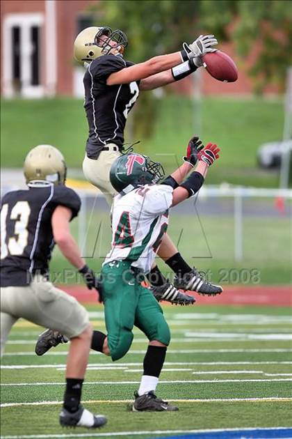 Thumbnail 2 in Sacred Heart-Griffin vs. Lincoln photogallery.