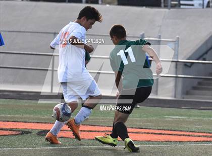 Thumbnail 2 in Aztec VS Farmington photogallery.