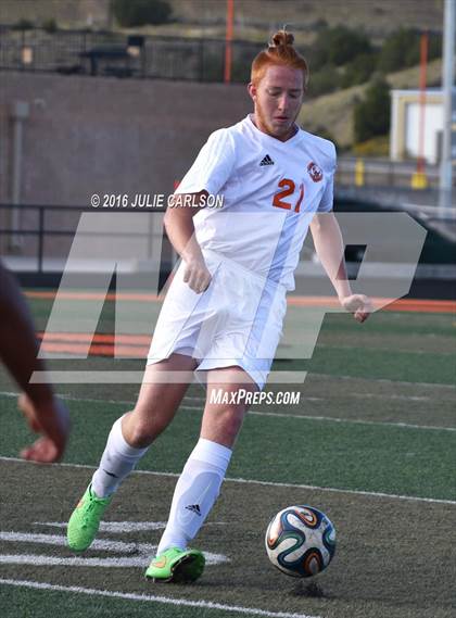 Thumbnail 1 in Aztec VS Farmington photogallery.