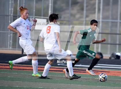 Thumbnail 3 in Aztec VS Farmington photogallery.