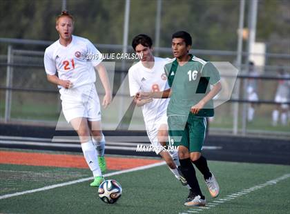 Thumbnail 2 in Aztec VS Farmington photogallery.