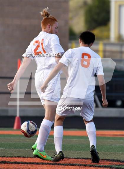 Thumbnail 3 in Aztec VS Farmington photogallery.