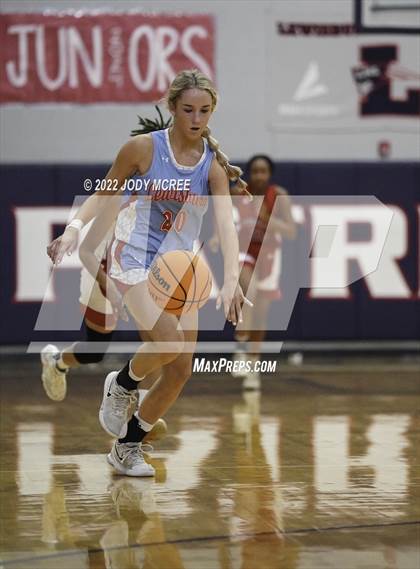 Thumbnail 2 in Lewisburg vs Byhalia photogallery.