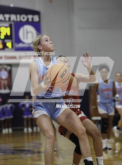 Thumbnail 2 in Lewisburg vs Byhalia photogallery.