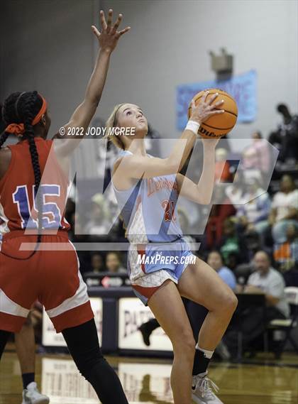 Thumbnail 1 in Lewisburg vs Byhalia photogallery.