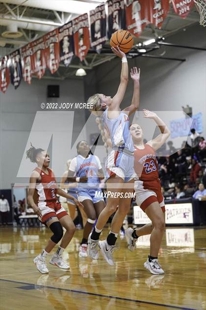 Thumbnail 3 in Lewisburg vs Byhalia photogallery.
