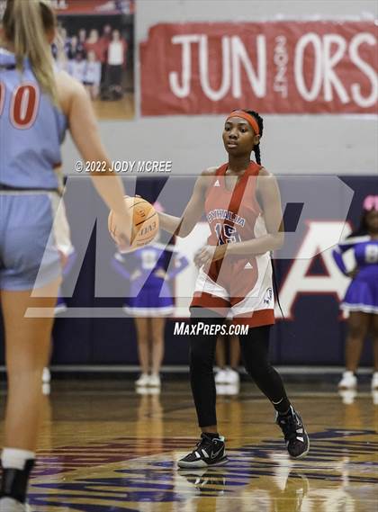 Thumbnail 2 in Lewisburg vs Byhalia photogallery.