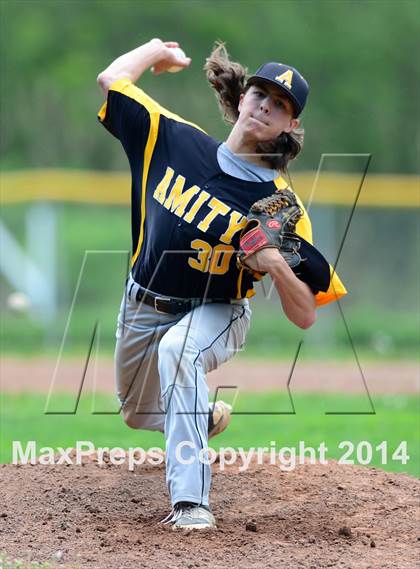 Thumbnail 2 in Amity Regional @ Guilford photogallery.