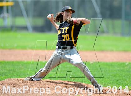 Thumbnail 2 in Amity Regional @ Guilford photogallery.