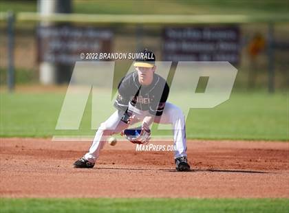 Thumbnail 2 in Isabella @ Thorsby photogallery.