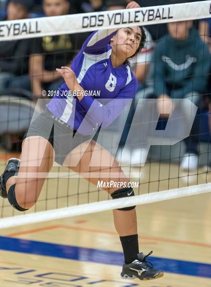 Thumbnail 2 in Selma vs. Washington Union (CIF CS D5 Final) photogallery.