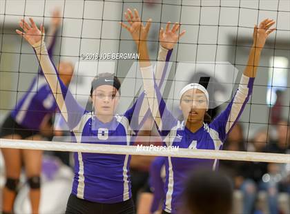 Thumbnail 1 in Selma vs. Washington Union (CIF CS D5 Final) photogallery.