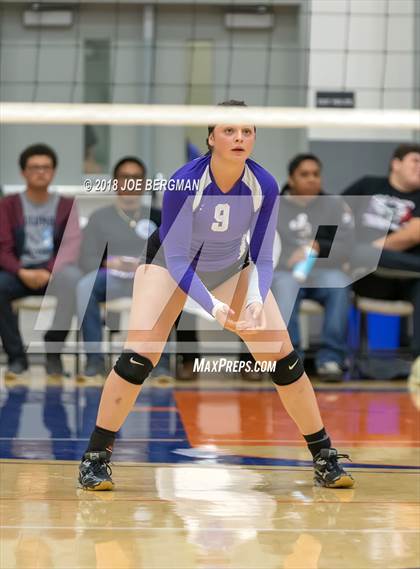 Thumbnail 1 in Selma vs. Washington Union (CIF CS D5 Final) photogallery.