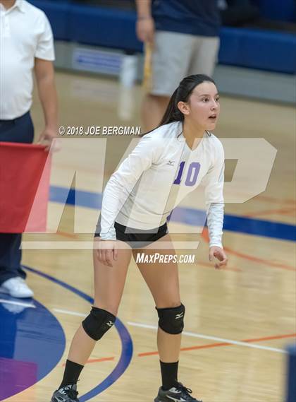 Thumbnail 3 in Selma vs. Washington Union (CIF CS D5 Final) photogallery.