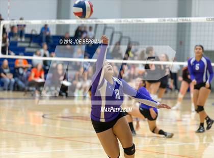 Thumbnail 2 in Selma vs. Washington Union (CIF CS D5 Final) photogallery.