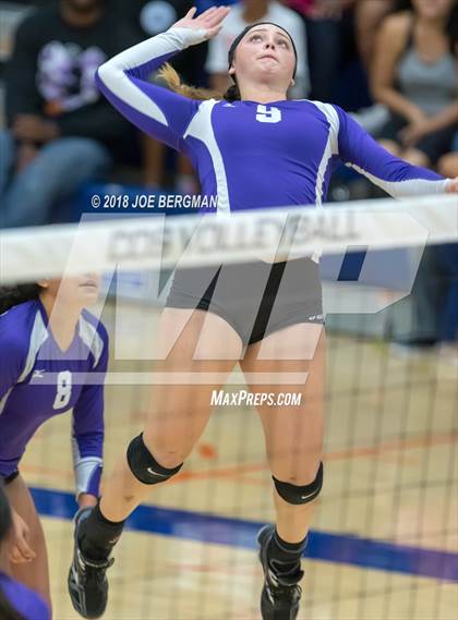 Thumbnail 2 in Selma vs. Washington Union (CIF CS D5 Final) photogallery.