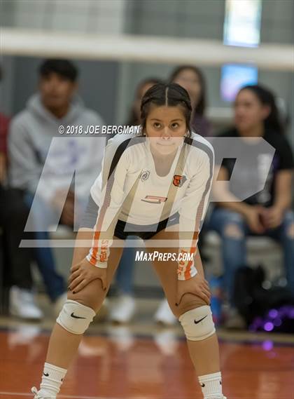 Thumbnail 2 in Selma vs. Washington Union (CIF CS D5 Final) photogallery.