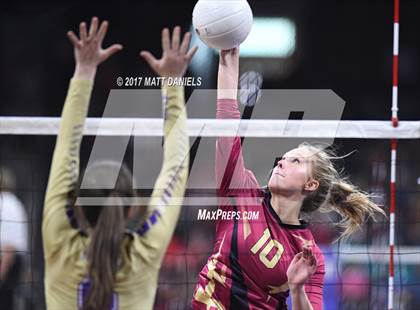 Thumbnail 3 in Holy Family vs. Ponderosa (CHSAA 4A Pool 3) photogallery.