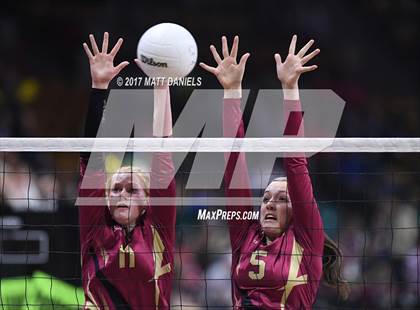 Thumbnail 3 in Holy Family vs. Ponderosa (CHSAA 4A Pool 3) photogallery.