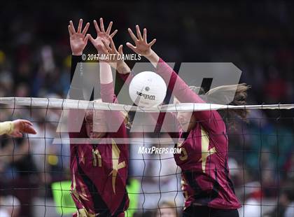 Thumbnail 2 in Holy Family vs. Ponderosa (CHSAA 4A Pool 3) photogallery.