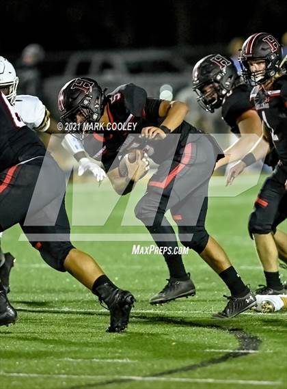 Thumbnail 2 in Italy vs. Hamilton (UIL 2A D1 Bi-District) photogallery.