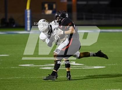 Thumbnail 1 in Italy vs. Hamilton (UIL 2A D1 Bi-District) photogallery.