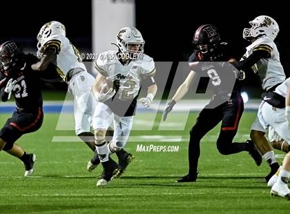 Thumbnail 2 in Italy vs. Hamilton (UIL 2A D1 Bi-District) photogallery.