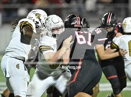 Thumbnail 2 in Italy vs. Hamilton (UIL 2A D1 Bi-District) photogallery.