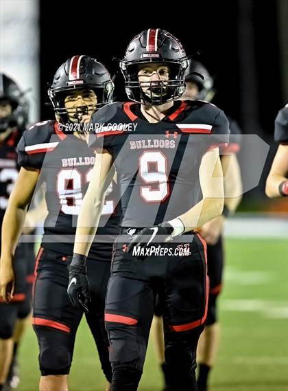 Thumbnail 3 in Italy vs. Hamilton (UIL 2A D1 Bi-District) photogallery.