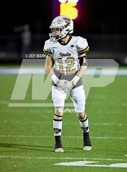 Thumbnail 1 in Italy vs. Hamilton (UIL 2A D1 Bi-District) photogallery.