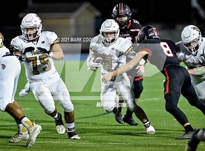 Thumbnail 3 in Italy vs. Hamilton (UIL 2A D1 Bi-District) photogallery.