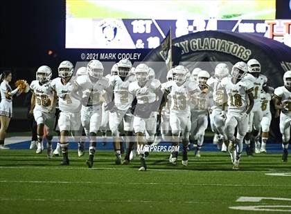 Thumbnail 1 in Italy vs. Hamilton (UIL 2A D1 Bi-District) photogallery.