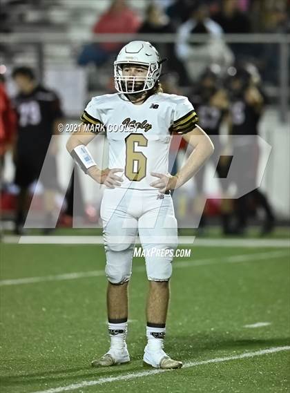 Thumbnail 2 in Italy vs. Hamilton (UIL 2A D1 Bi-District) photogallery.