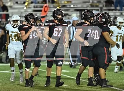 Thumbnail 1 in Italy vs. Hamilton (UIL 2A D1 Bi-District) photogallery.