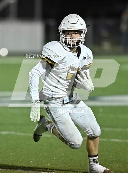 Thumbnail 3 in Italy vs. Hamilton (UIL 2A D1 Bi-District) photogallery.