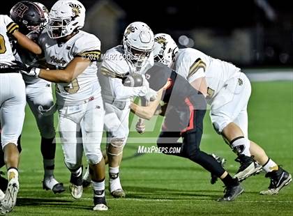 Thumbnail 3 in Italy vs. Hamilton (UIL 2A D1 Bi-District) photogallery.