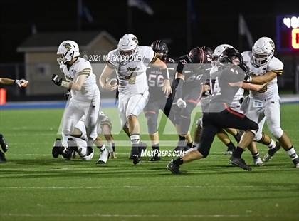 Thumbnail 3 in Italy vs. Hamilton (UIL 2A D1 Bi-District) photogallery.