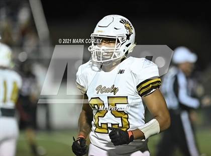 Thumbnail 1 in Italy vs. Hamilton (UIL 2A D1 Bi-District) photogallery.